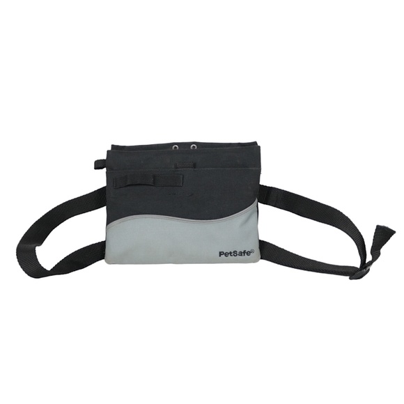 PetSafe Dog Training Mini Treat Sport Pouch with Adjustable Nylon Waist Belt - Picture 2 of 11